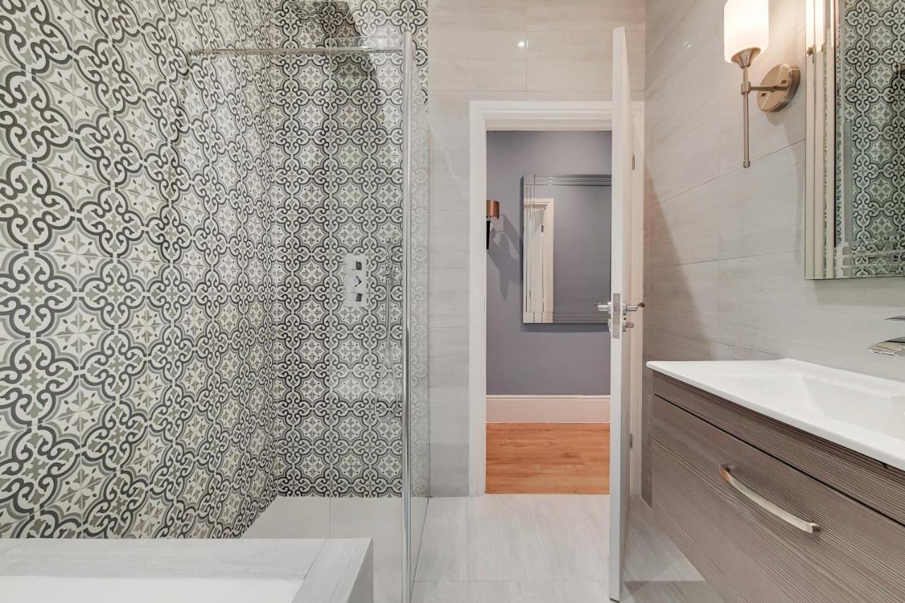Luxury Art Deco, 2 Bedroom Flat Appartement Londen